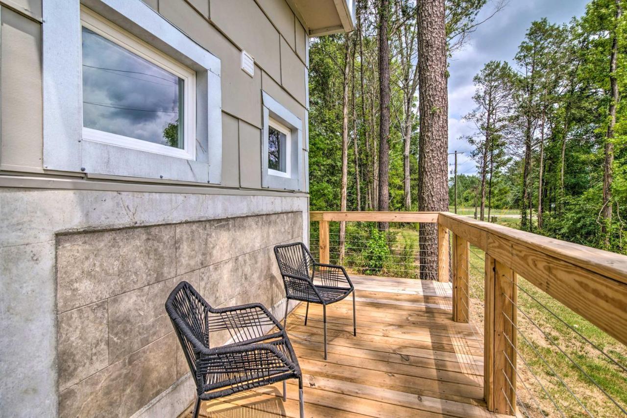Chic Tiny Home Retreat About 2 Mi To Msu Campus! ستاركفيل المظهر الخارجي الصورة