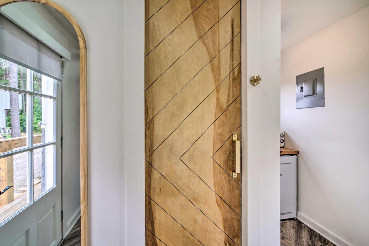 Chic Tiny Home Retreat About 2 Mi To Msu Campus! ستاركفيل المظهر الخارجي الصورة